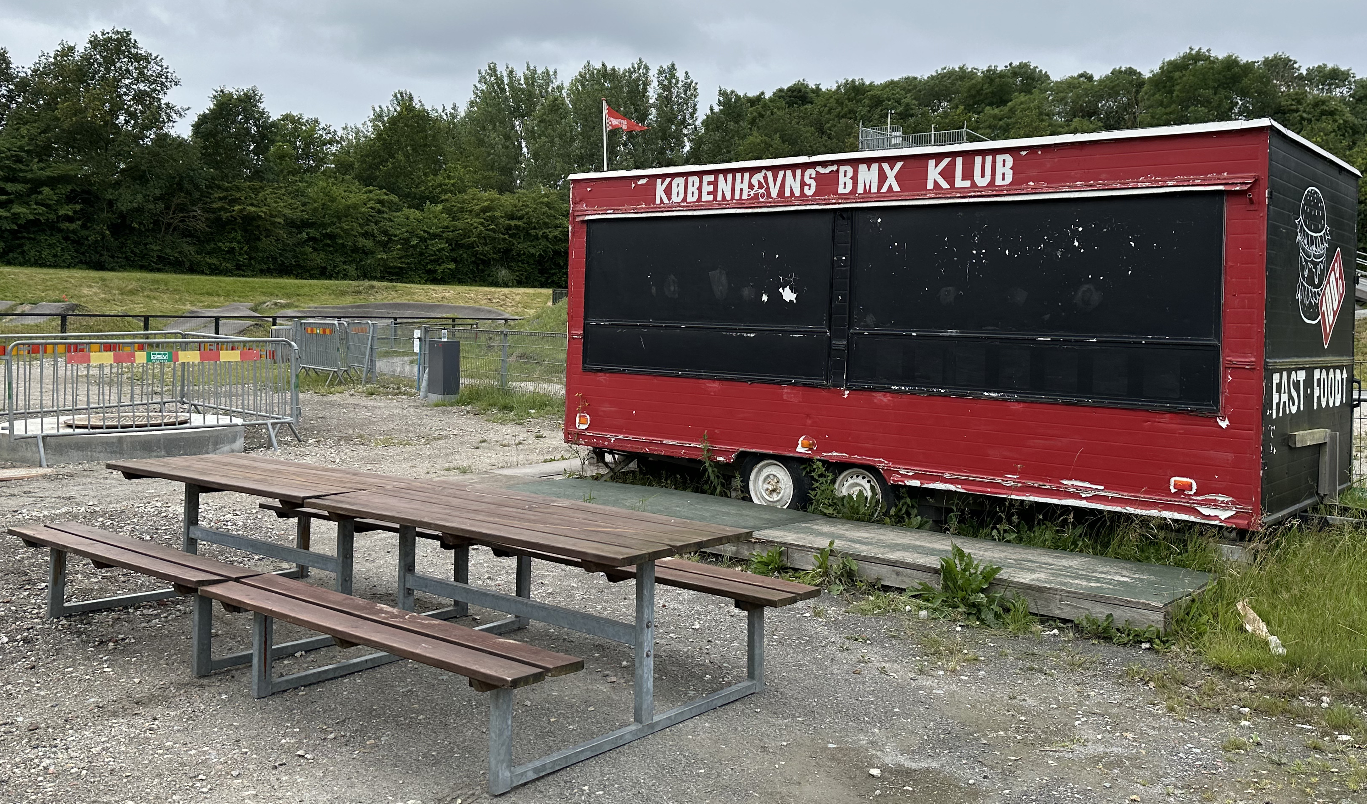 Donation af bordb&aelig;nkes&aelig;t til BMX-klubben